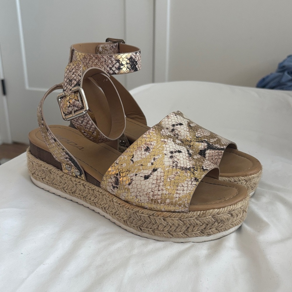 Soda Women's Yellow Snake Print Espadrilles
